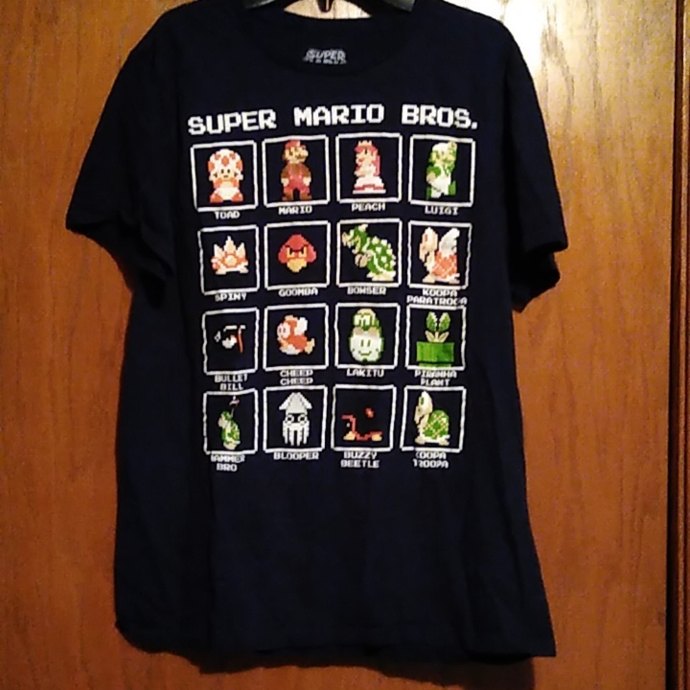 💜2/$15💜 Mario Brothers T-shirt